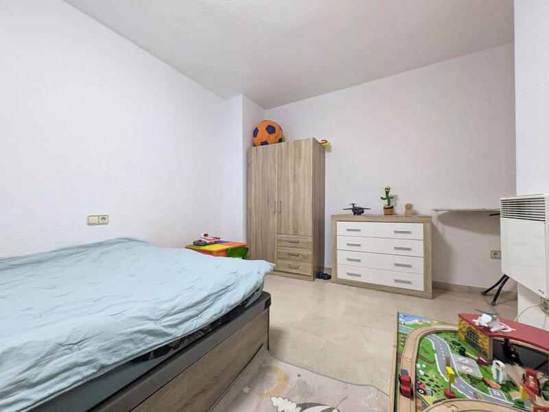 3 спальная комната квартира продается 3 спальная комната квартира продается