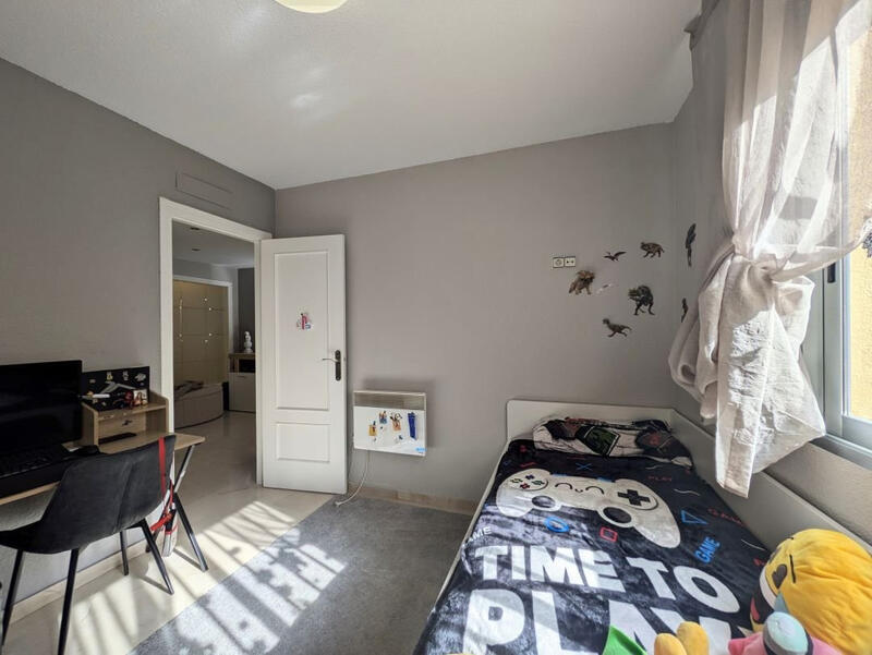 3 спальная комната квартира продается 3 спальная комната квартира продается