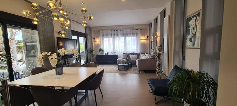 4 sovrum Radhus till salu 4 sovrum Radhus till salu