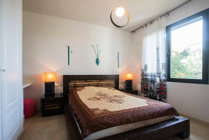 6 Cuarto Adosado en venta