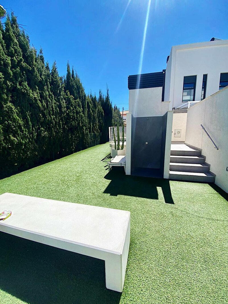 3 Cuarto Adosado en venta