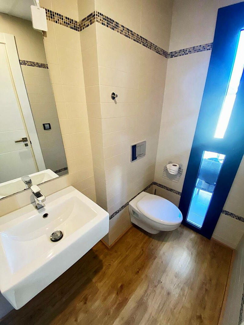 3 Cuarto Adosado en venta