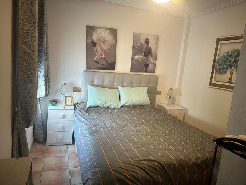 2 Cuarto Villa en venta