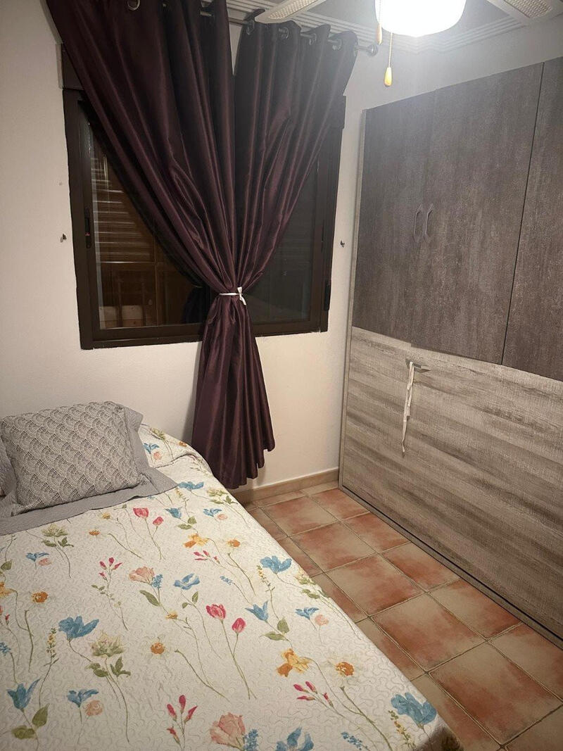 2 Cuarto Villa en venta
