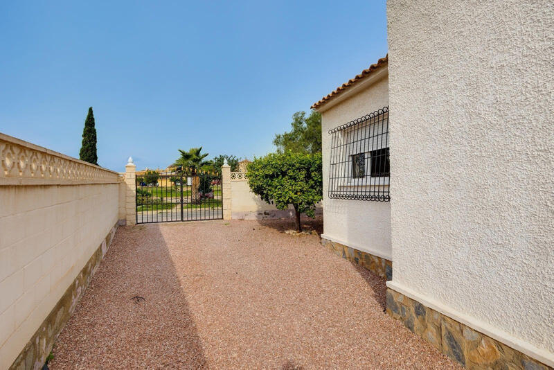 2 Cuarto Villa en venta