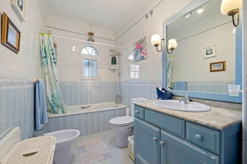 3 slaapkamer Villa Te koop 3 slaapkamer Villa Te koop