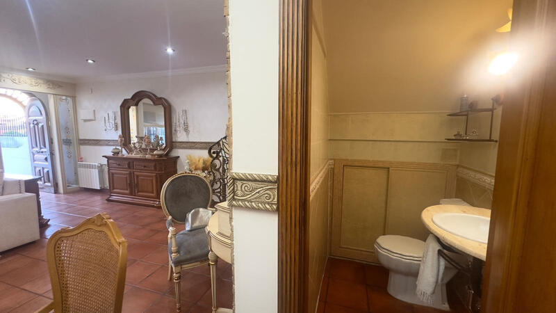 4 bedroom Townhouse for sale 4 bedroom Townhouse for sale