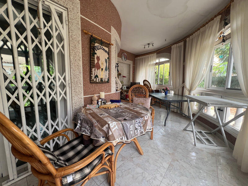 2 sovrum Villa till salu