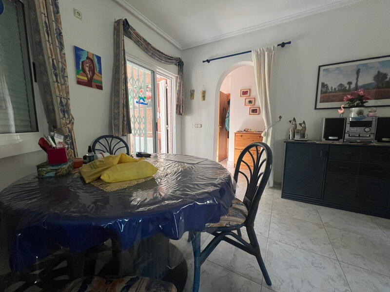 2 sovrum Villa till salu