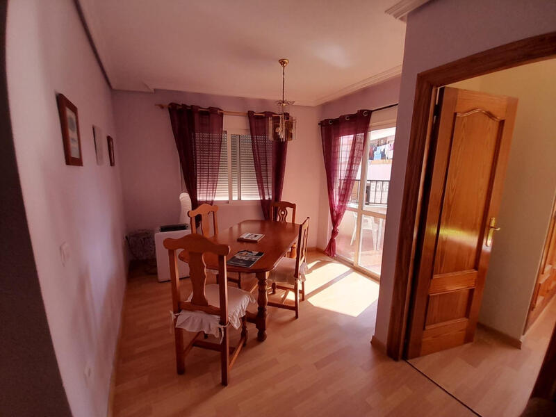 3 soverom Leilighet til salgs 3 soverom Leilighet til salgs