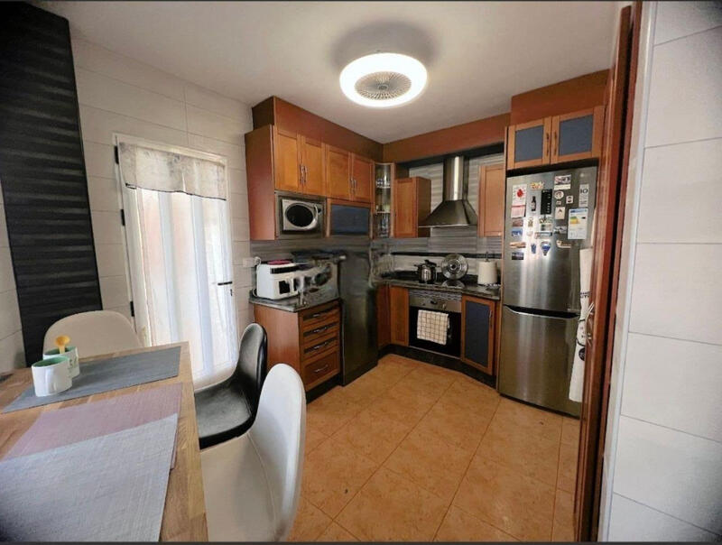 4 soverom Rekkehus til salgs 4 soverom Rekkehus til salgs