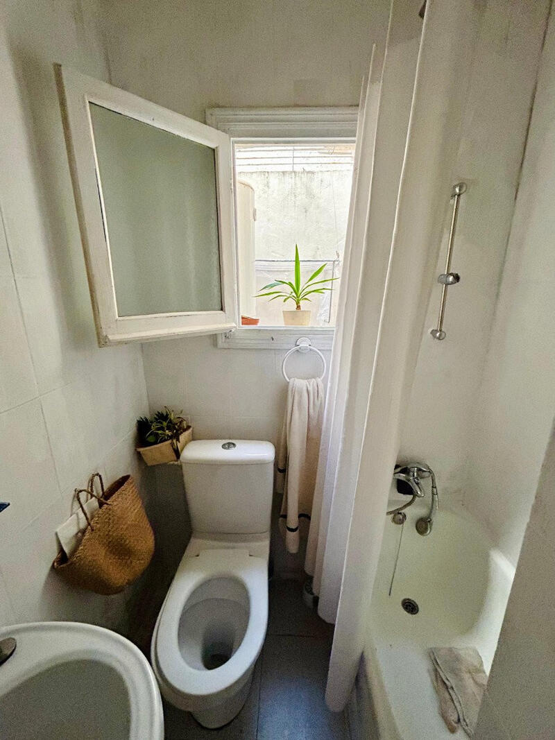 1 bedroom Townhouse for sale