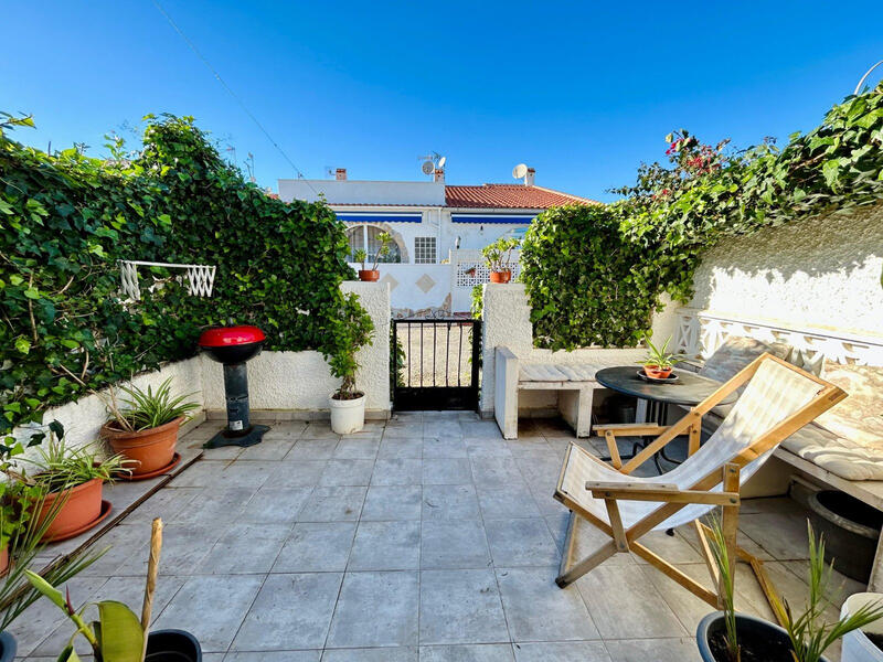 1 bedroom Townhouse for sale