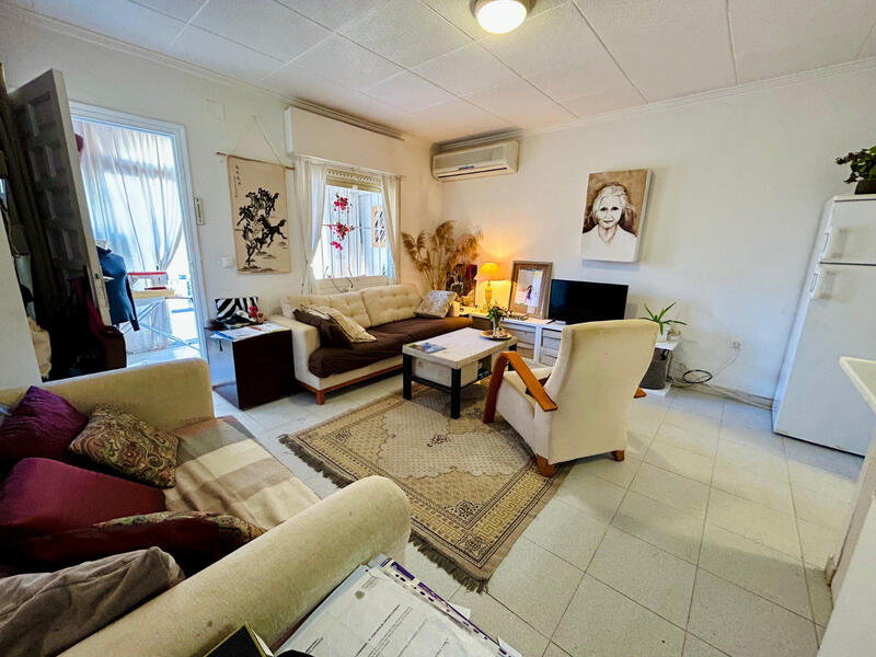 1 bedroom Townhouse for sale