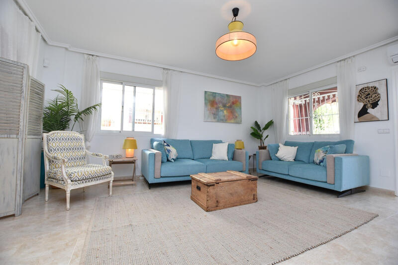 2 bedroom Townhouse for sale 2 bedroom Townhouse for sale