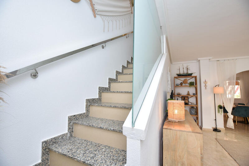 2 bedroom Townhouse for sale 2 bedroom Townhouse for sale