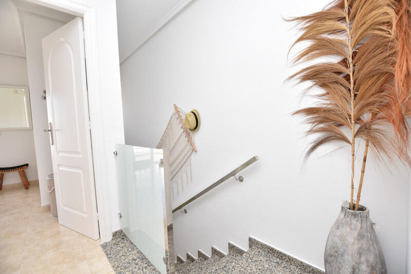 2 bedroom Townhouse for sale 2 bedroom Townhouse for sale