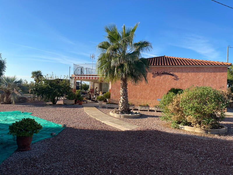 3 bedroom Country House for sale