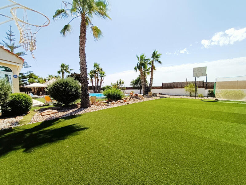 6 bedroom Villa for sale 6 bedroom Villa for sale