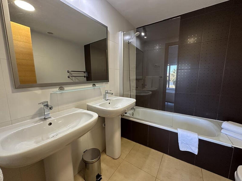 2 bedroom Apartment for sale 2 bedroom Apartment for sale