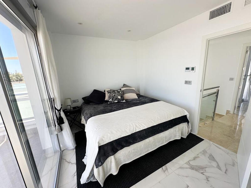 4 bedroom Villa for sale 4 bedroom Villa for sale