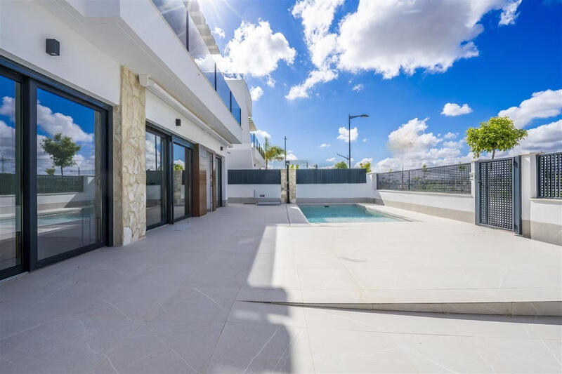 3 bedroom Villa for sale 3 bedroom Villa for sale