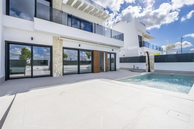 3 bedroom Villa for sale 3 bedroom Villa for sale