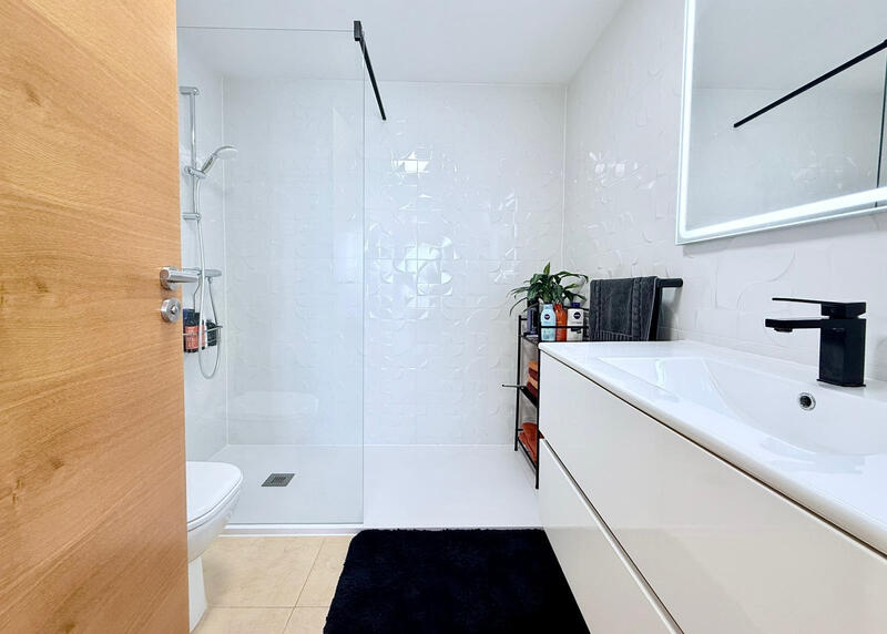 2 bedroom Apartment for sale 2 bedroom Apartment for sale