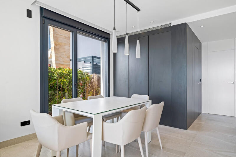 3 спальная комната вилла продается 3 спальная комната вилла продается