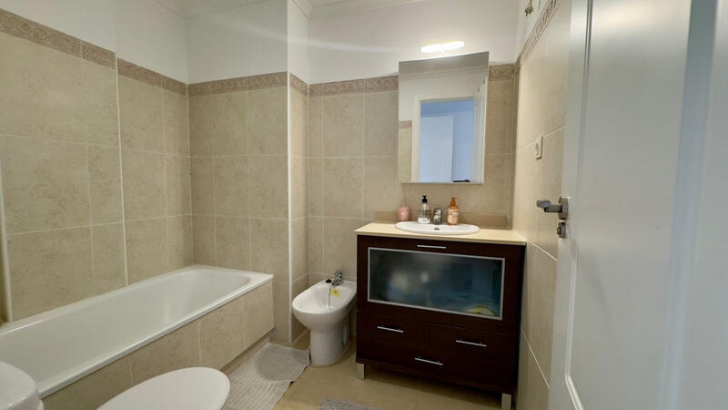 3 bedroom Apartment for sale 3 bedroom Apartment for sale