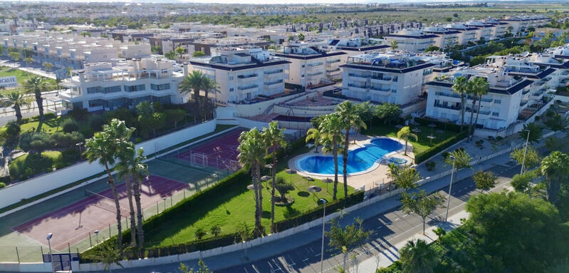 Apartment for sale in Mil Palmeras, Alicante