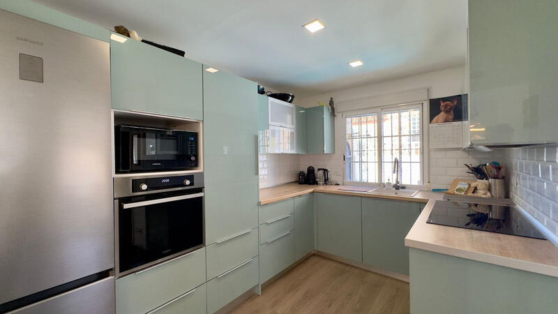 2 Cuarto Villa en venta