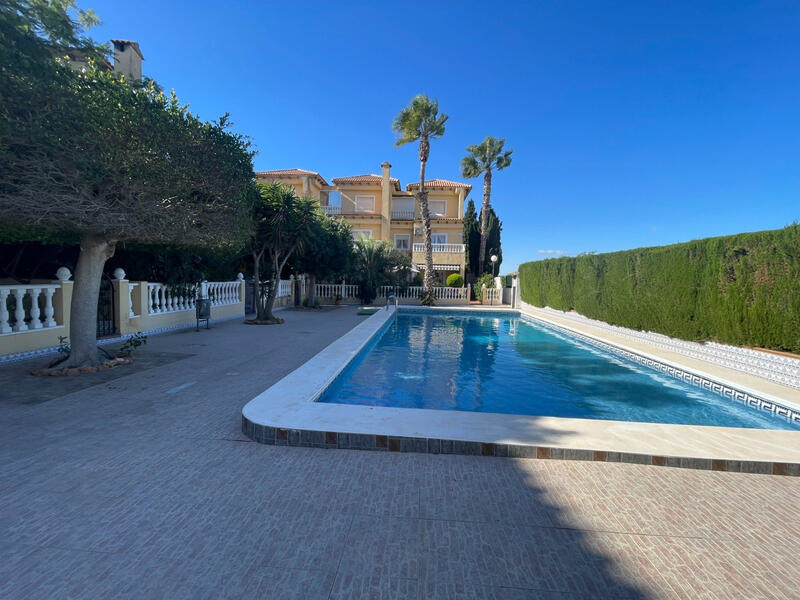 4 bedroom Villa for sale