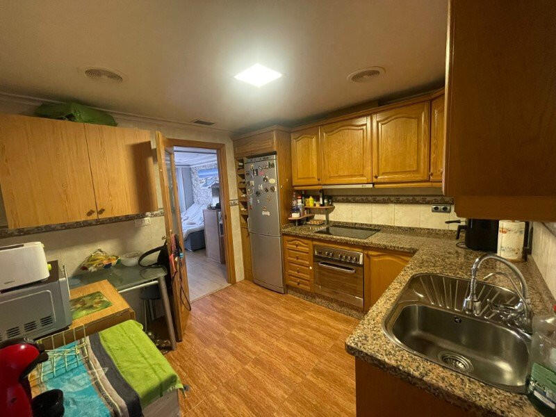 4 bedroom Apartment for sale