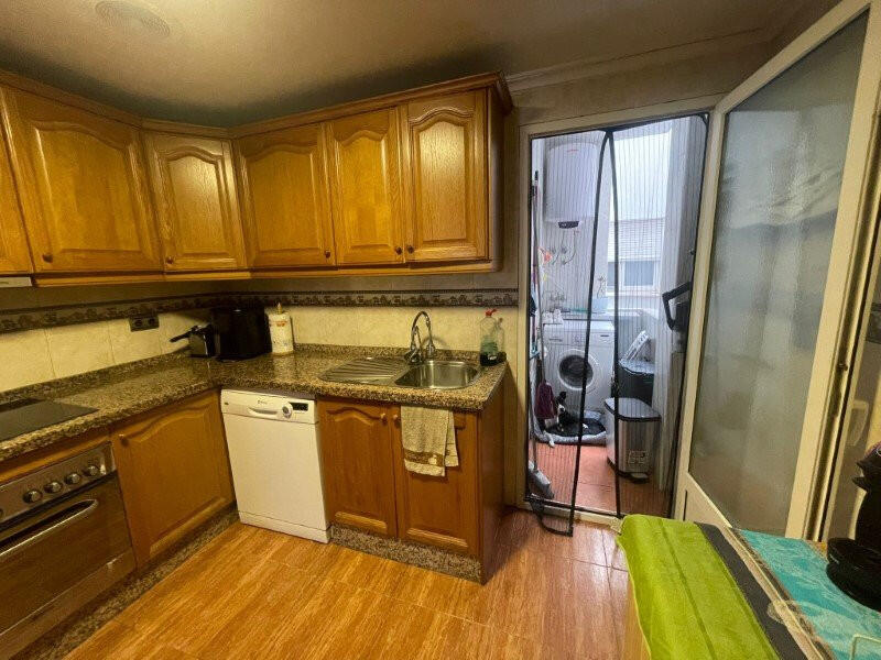 4 bedroom Apartment for sale