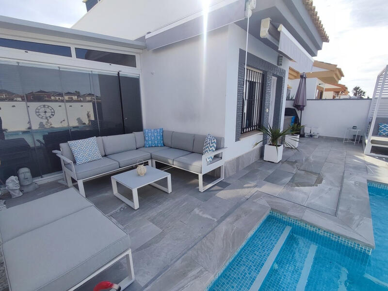 3 bedroom Villa for sale