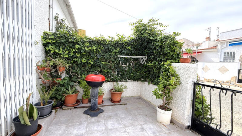 1 спальная комната вилла продается