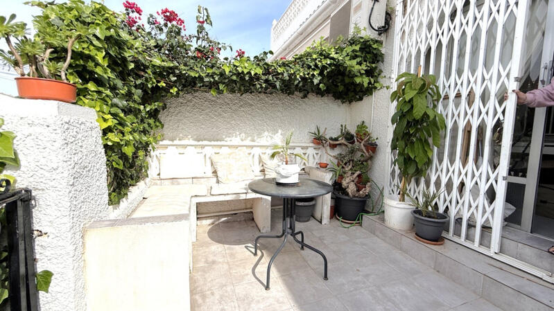 1 спальная комната вилла продается