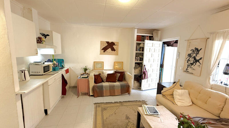 1 спальная комната вилла продается