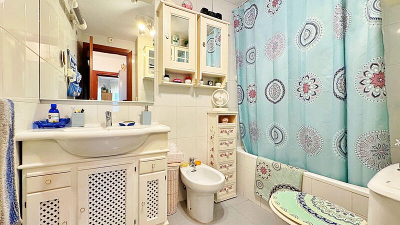 1 slaapkamer Appartement Te koop 1 slaapkamer Appartement Te koop