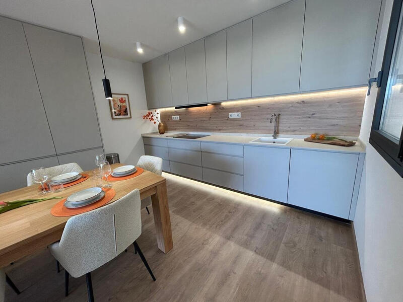 3 Cuarto Adosado en venta