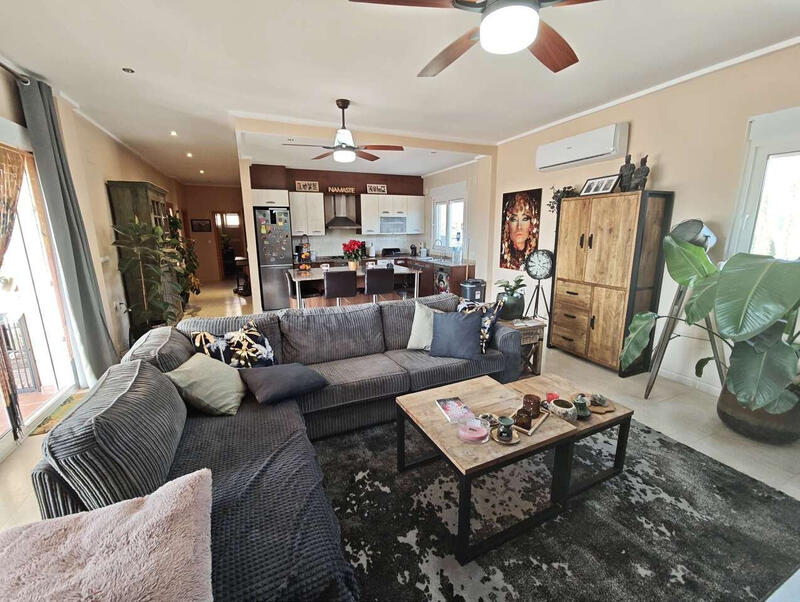 3 bedroom Villa for sale