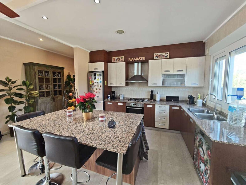 3 bedroom Villa for sale