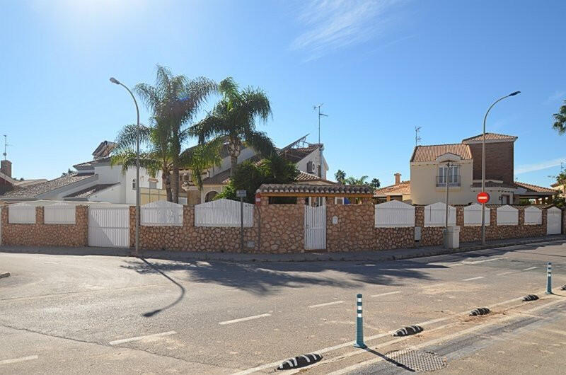 Villa til salgs i Santiago de la Ribera, Murcia