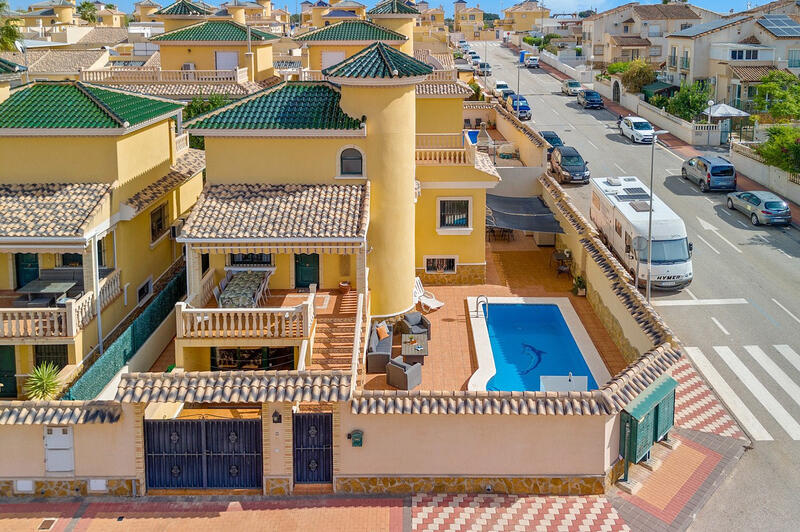 Villa à vendre dans Algorfa, Alicante