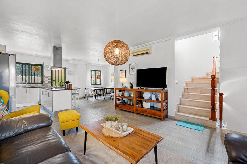 4 bedroom Villa for sale