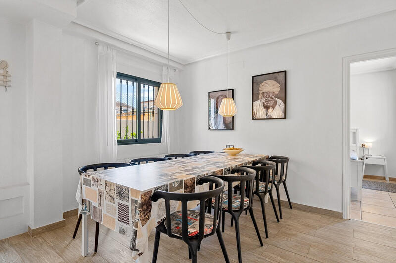 4 bedroom Villa for sale