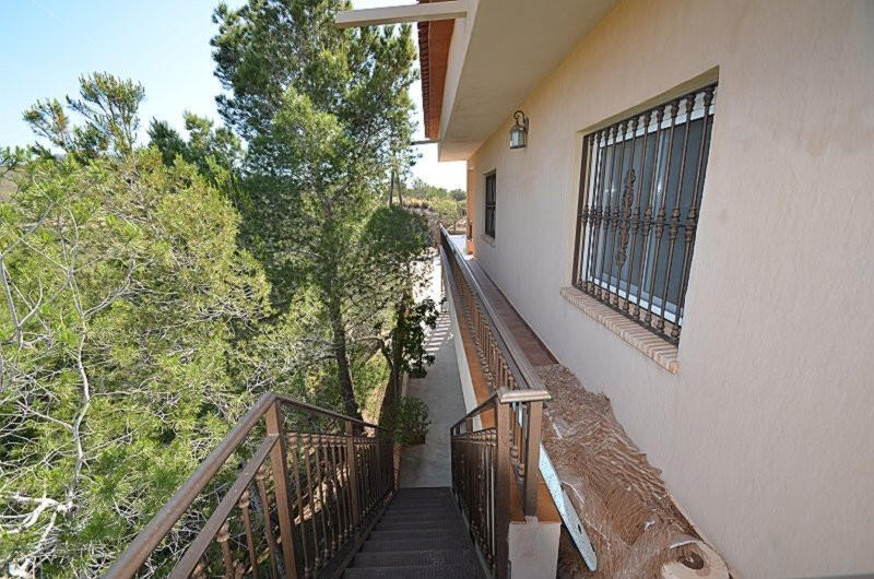 4 Schlafzimmer Landhaus zu verkaufen