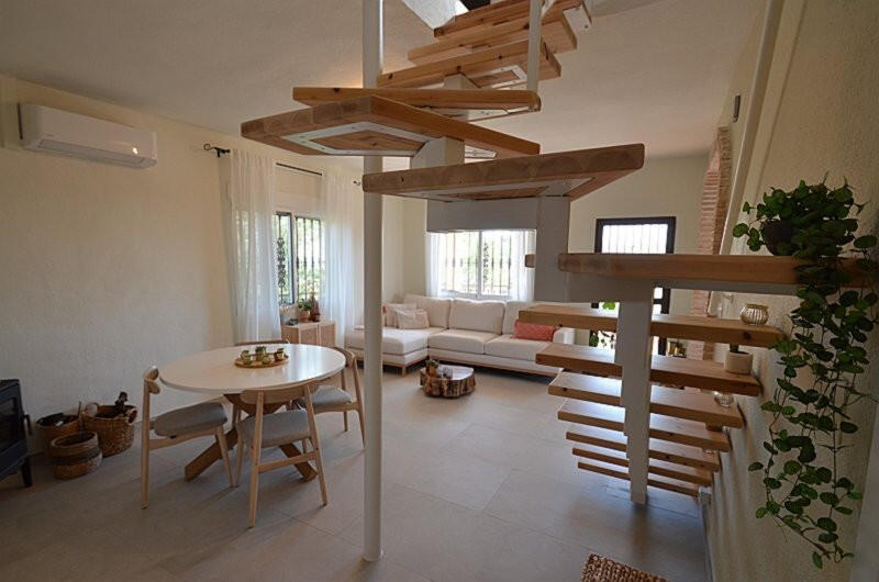 4 Schlafzimmer Landhaus zu verkaufen