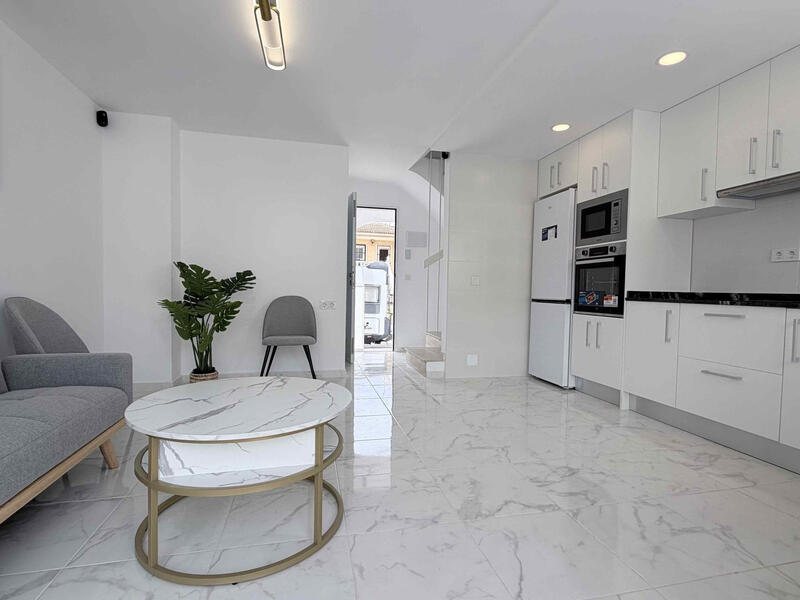 3 bedroom Townhouse for sale 3 bedroom Townhouse for sale